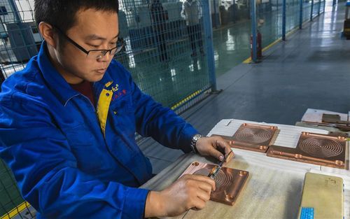 近年来,河北景县为推动电力电子产业的持续发展,引导企业引进新技术